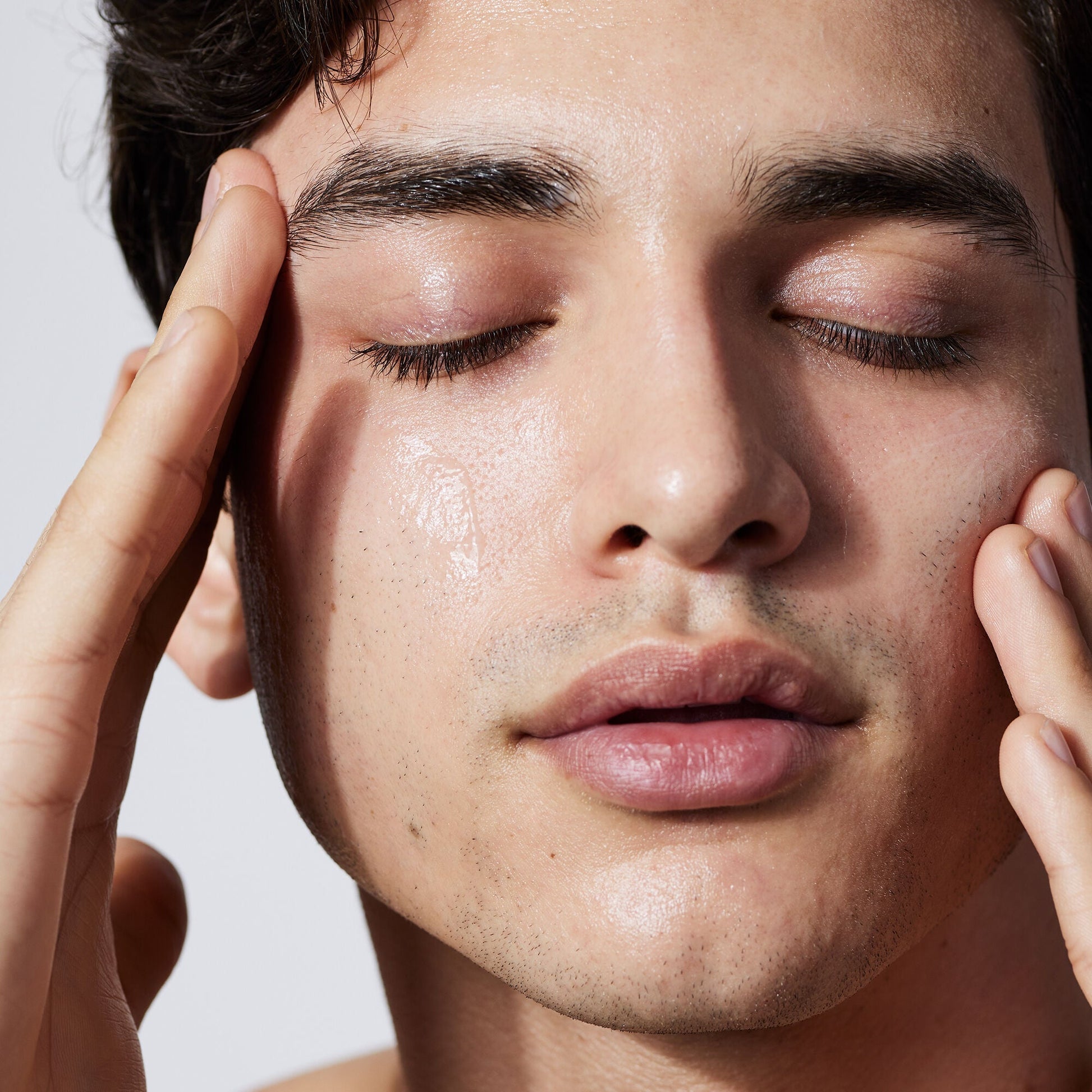 pure-skin-cleanser-y6 040822_Model_Pure-Cleanser_017_RT1-V1_V1_IGF.jpg