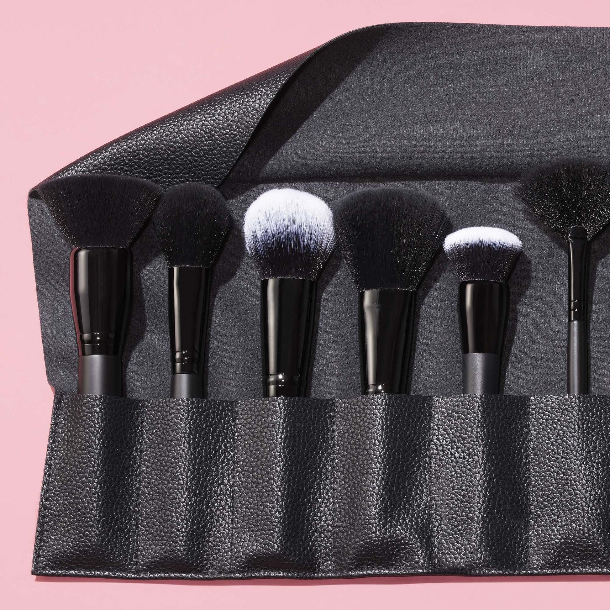 17-piece-ultimate-makeup-brush-set-and-travel-roll-p6 042423_UltBrushSet_V2_Main-2_IGF_carousel1.jpg