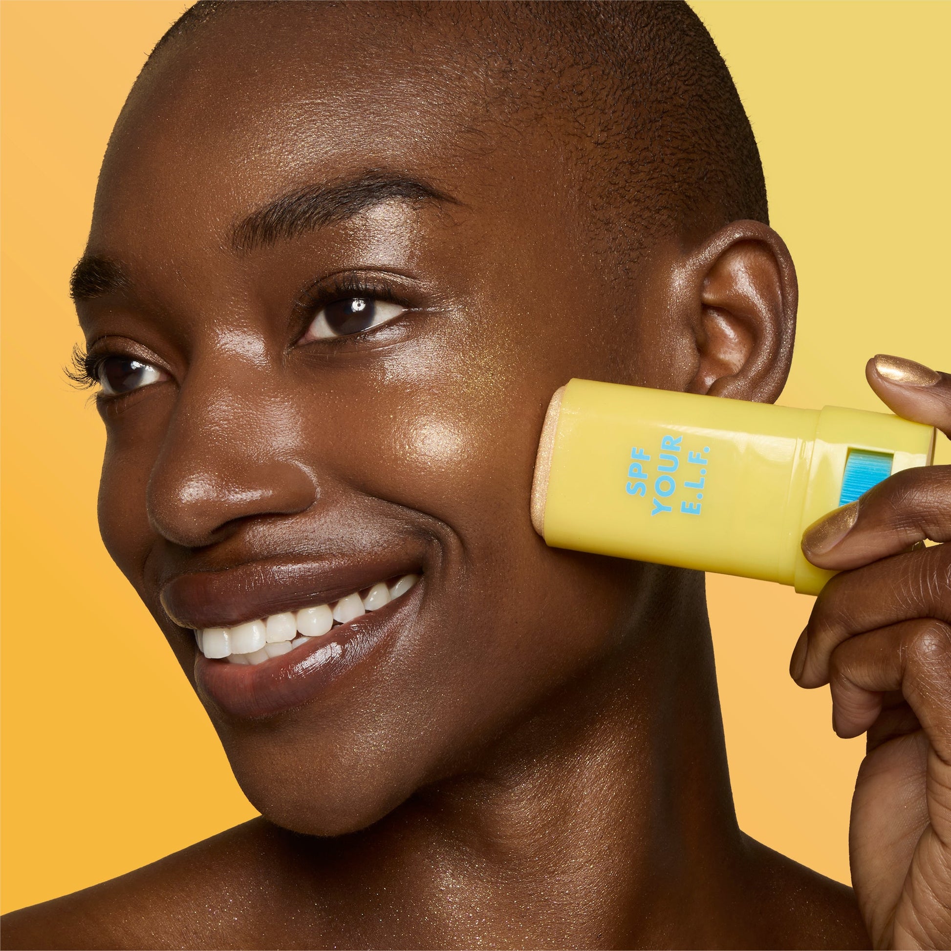 suntouchable-invisi-stick-spf-50-glitz-m4 57109_SUNTOUCHABLES_INVISI_STICK_IYANNA_0124_V4.jpg